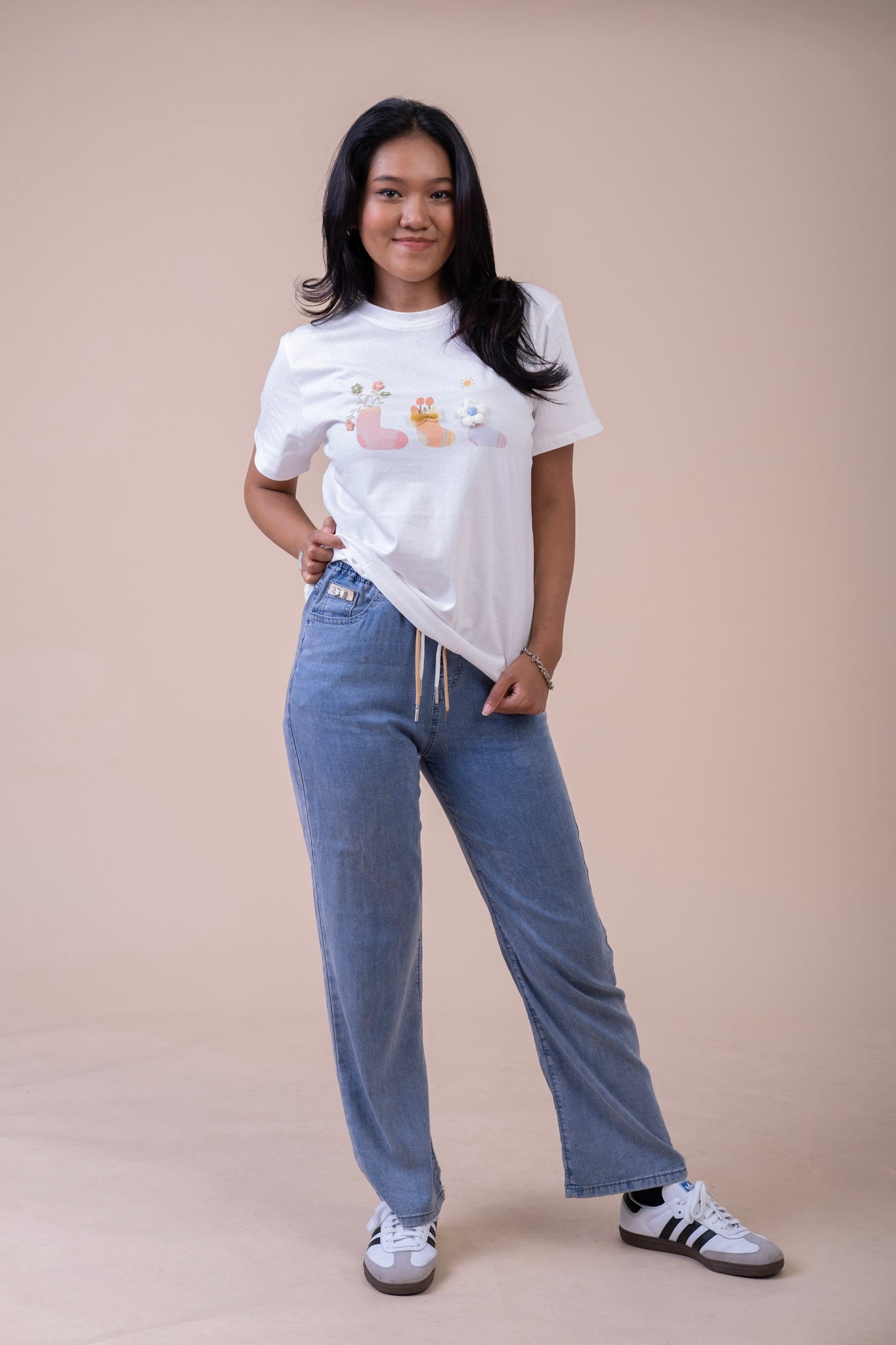 ROUND NECK WHITE T-SHIRT