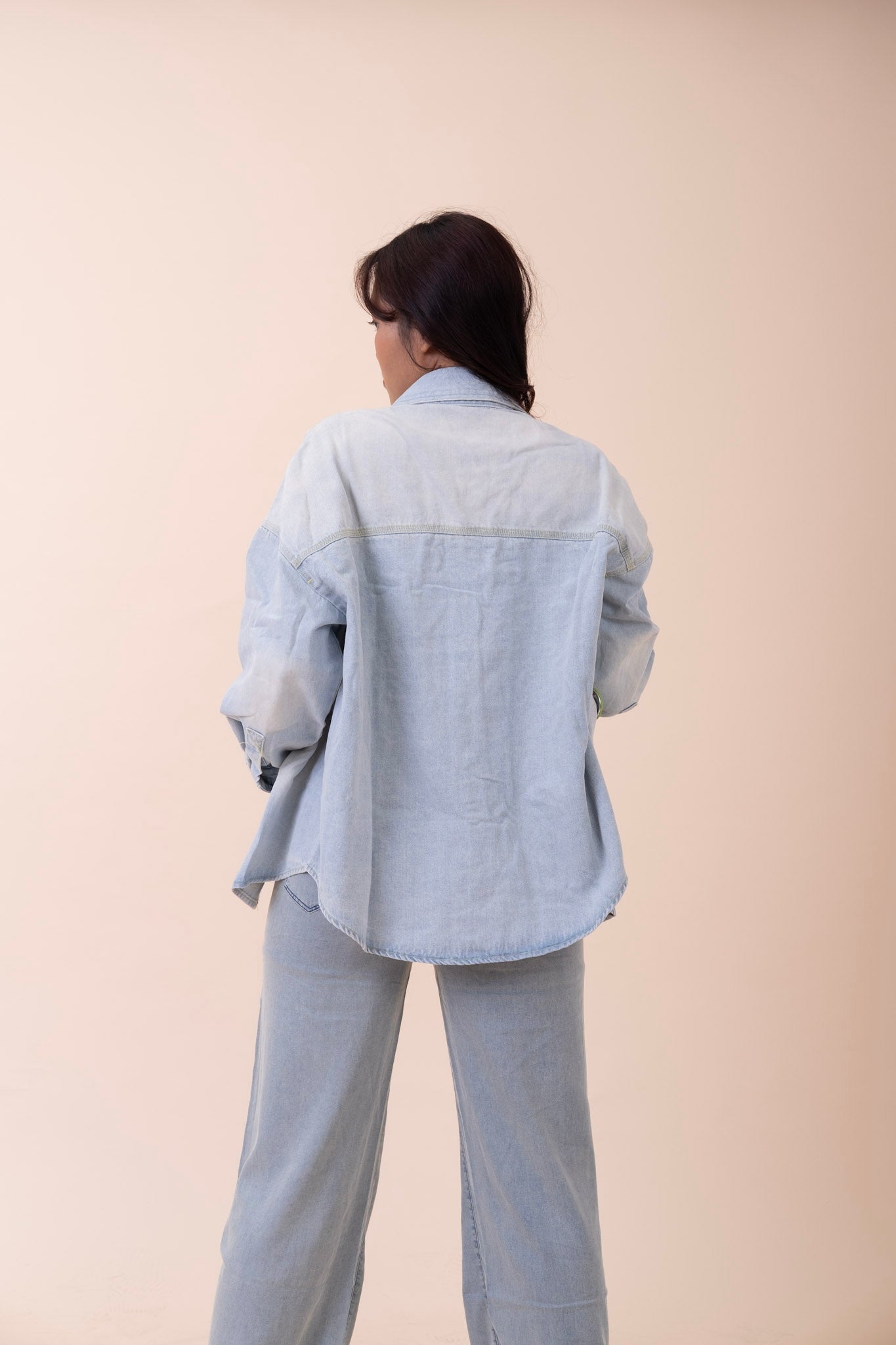 OVERSIZED DENIM SHIRT (Attachable Pins)