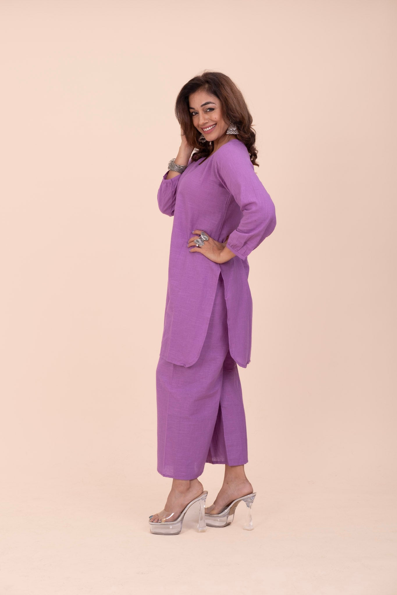Lavender Cotton Kurta Set for Women – Relaxed Fit V-Neck | Office & Everyday Wear