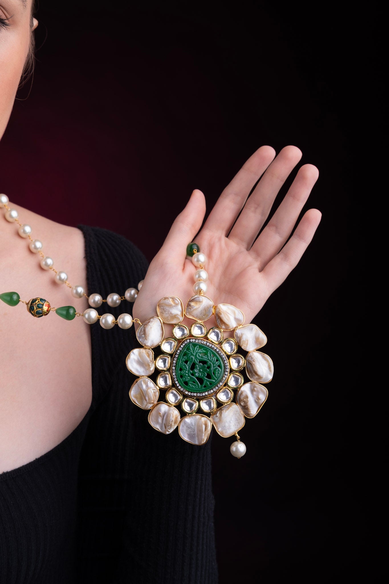 MAHARANI ROYAL GREEN NECKLACE