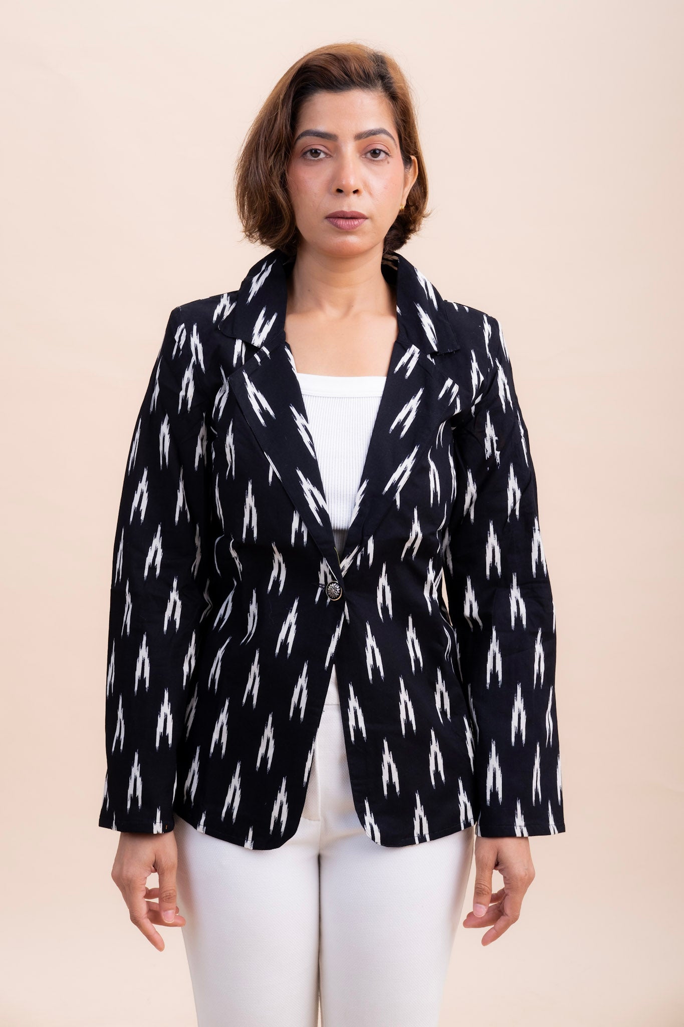 IKAT PRINTED BLACK WOMEN'S BLAZER JACKET