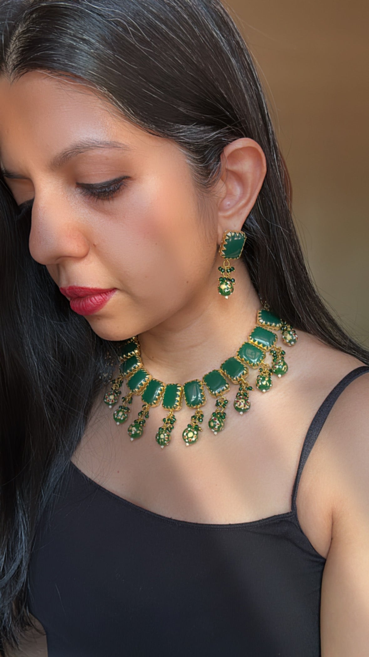 EMERALD GREEN AND GOLD CHOKER SET