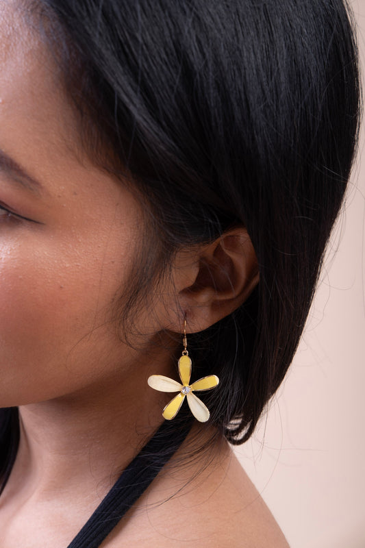 FLOWER FISH HOOK EARRINGS