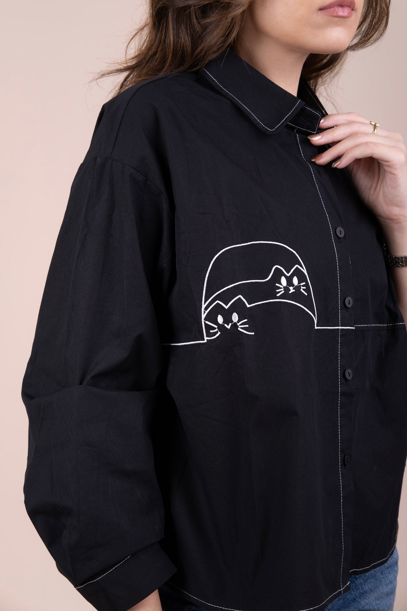 CABBY BLACK - Oversized Shirt with Contrast Stitching