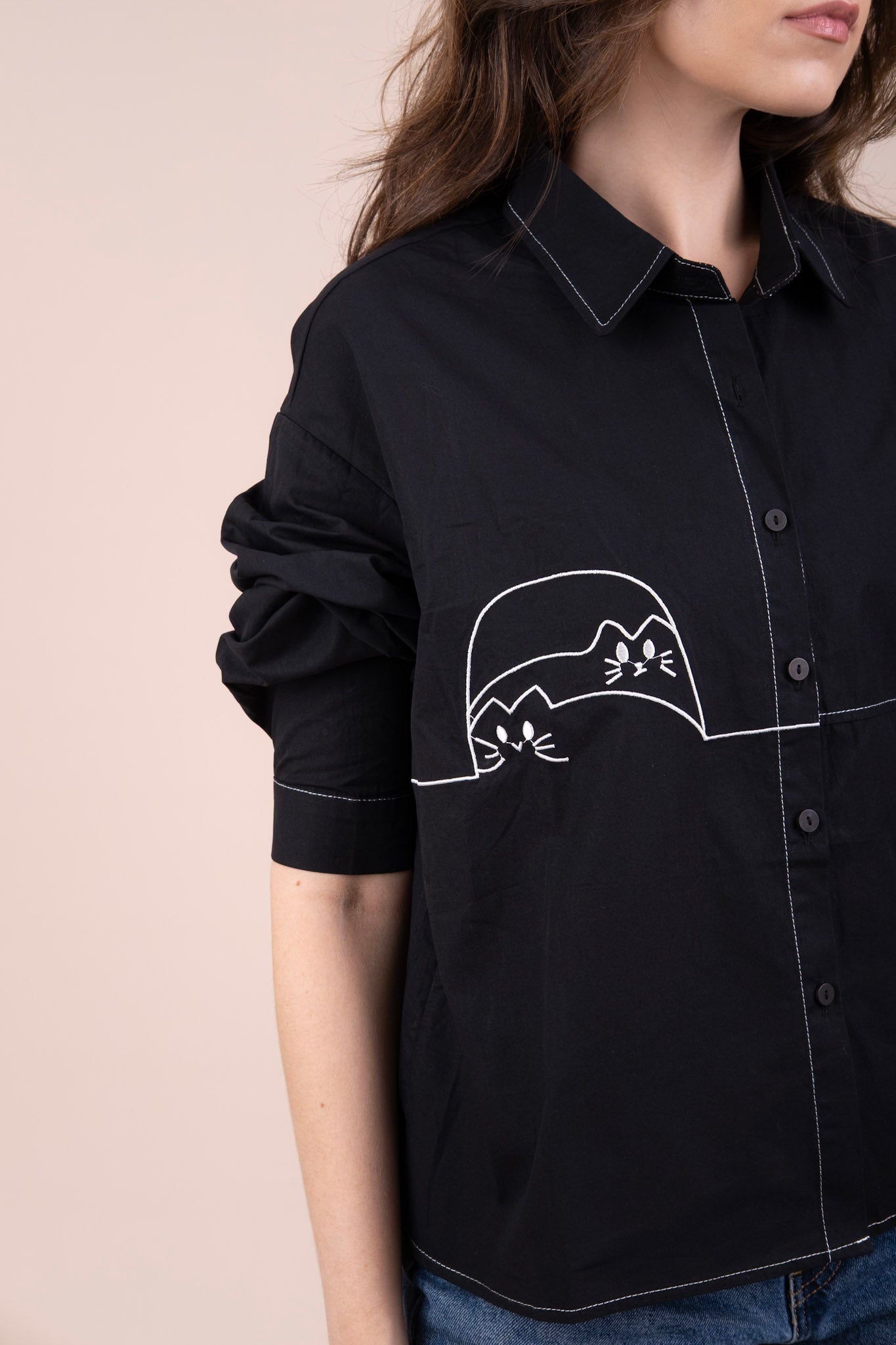 CABBY BLACK - Oversized Shirt with Contrast Stitching