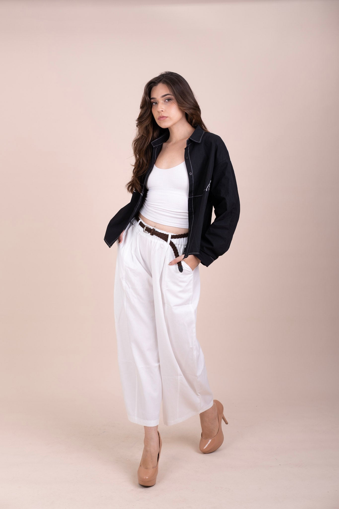 WHITE BARREL TROUSERS