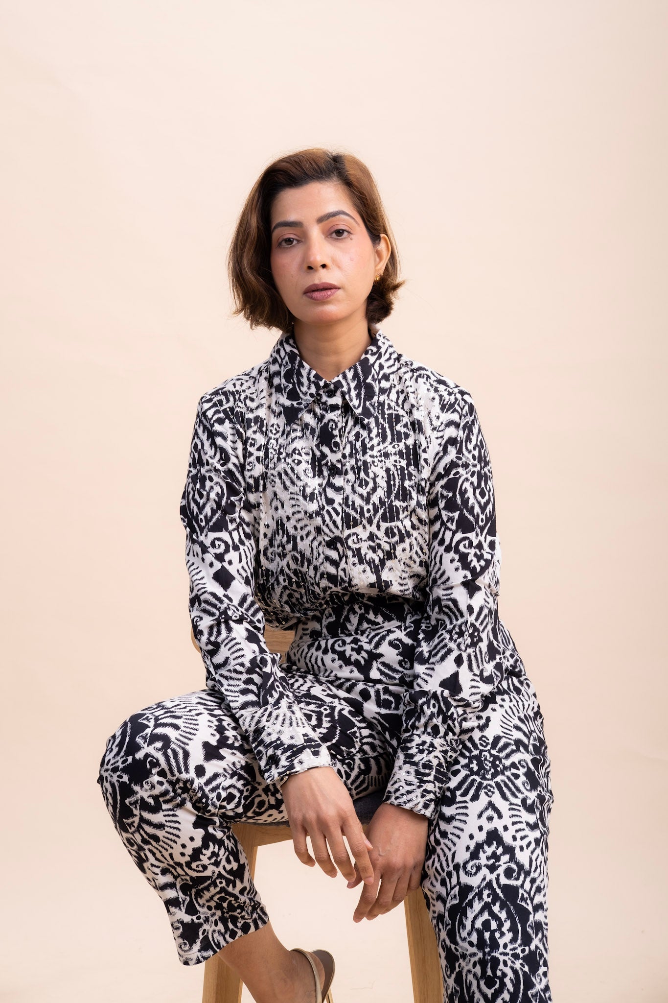 CO-ORD SET : BLACK PRINTED SHIRT AND TROUSER