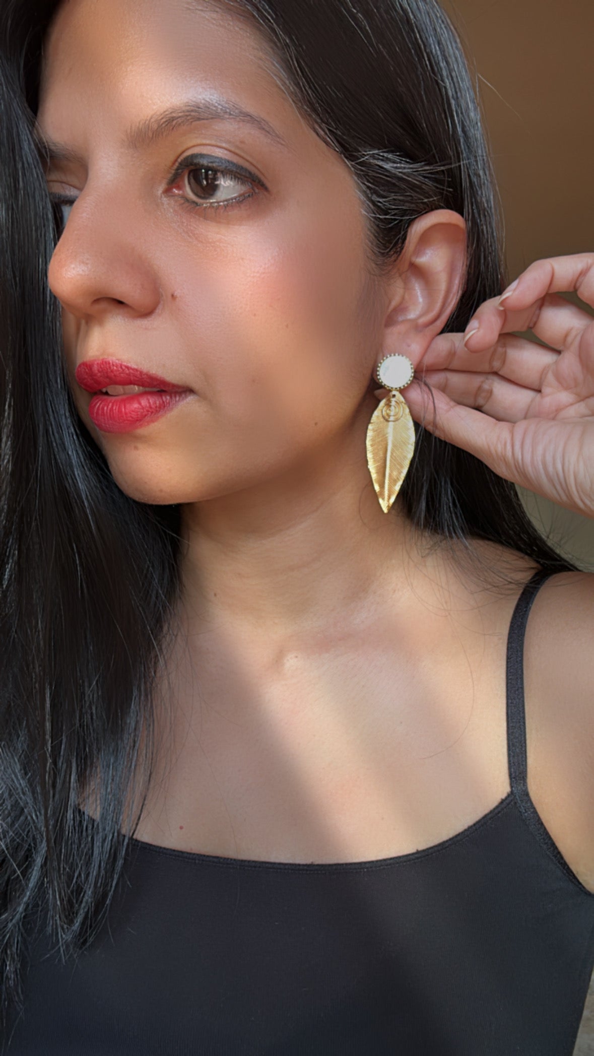 ALBA GOLD FEATHER EARRINGS