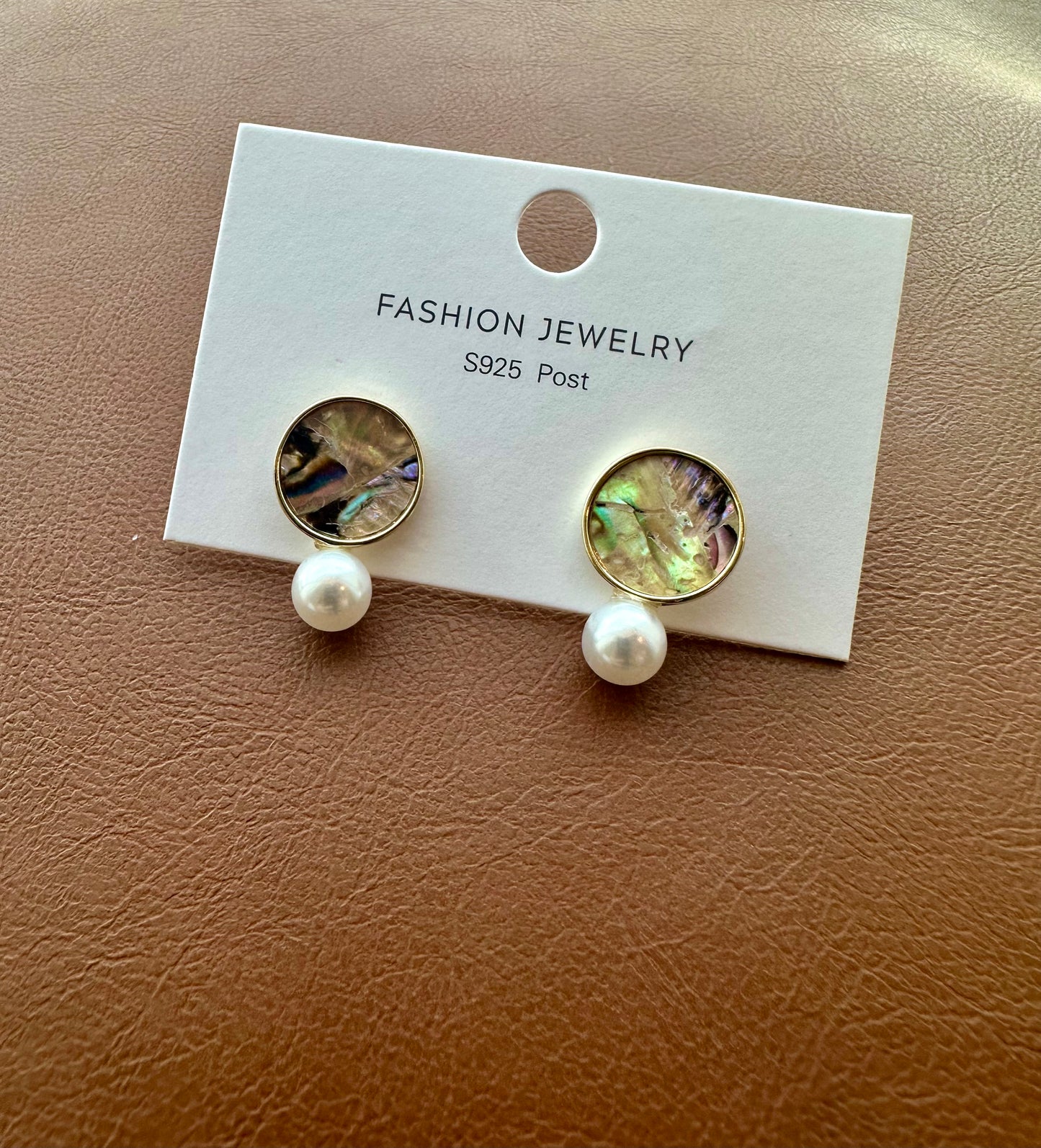 PEARL DROP EARRINGS